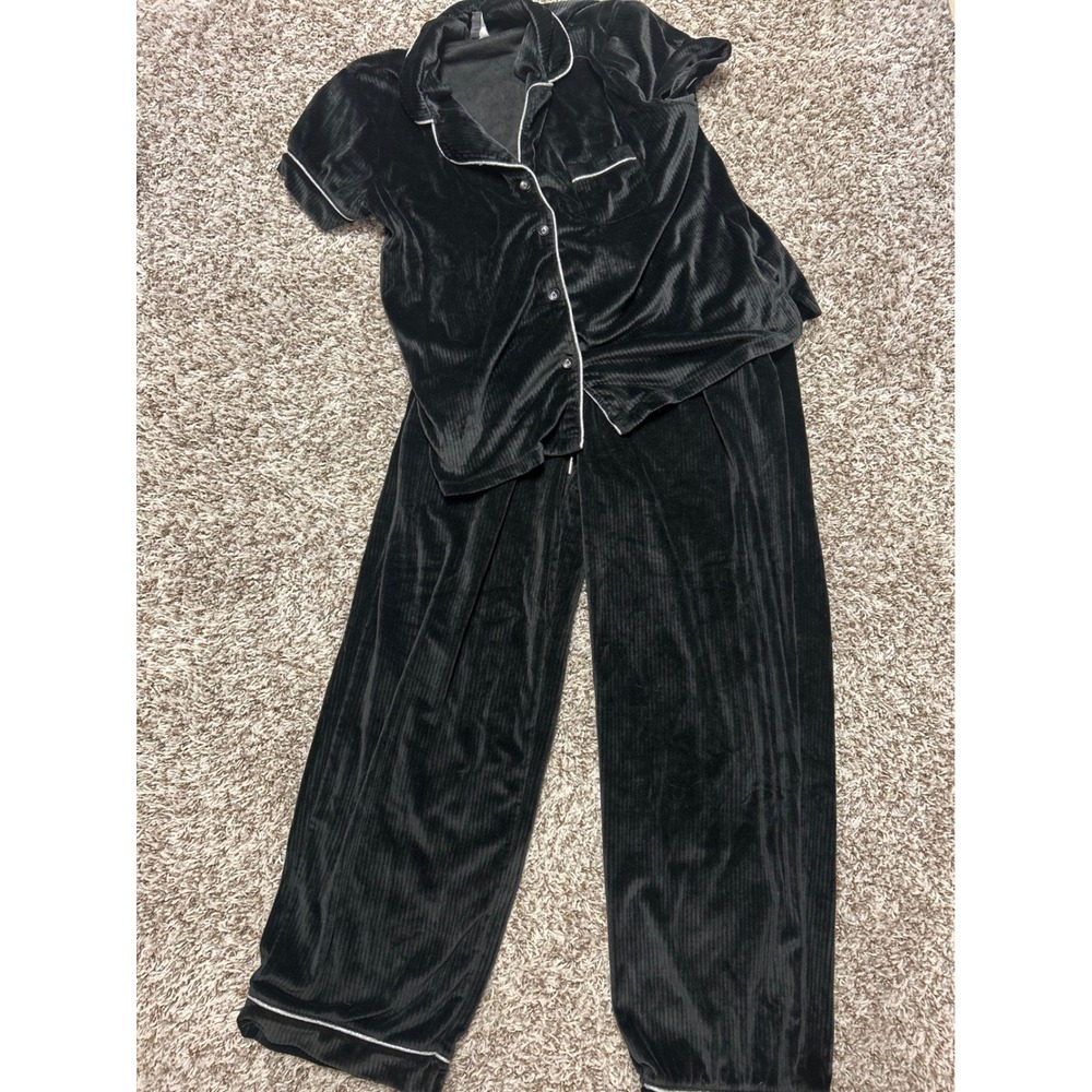 DKNY Intimates Black Ribbed Velour Pajama Set Short Sleeve Top Wide Leg Pants M
